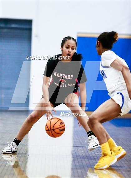 Thumbnail 2 in Harvard-Westlake vs Crenshaw (Riptide GBB Showcase) photogallery.