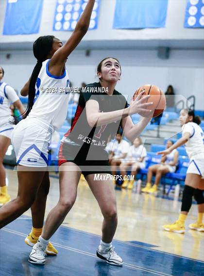 Thumbnail 2 in Harvard-Westlake vs Crenshaw (Riptide GBB Showcase) photogallery.