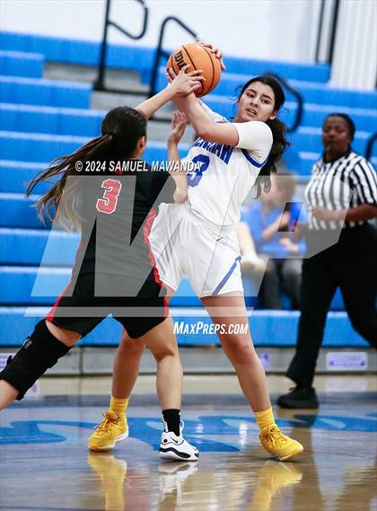 Thumbnail 3 in Harvard-Westlake vs Crenshaw (Riptide GBB Showcase) photogallery.