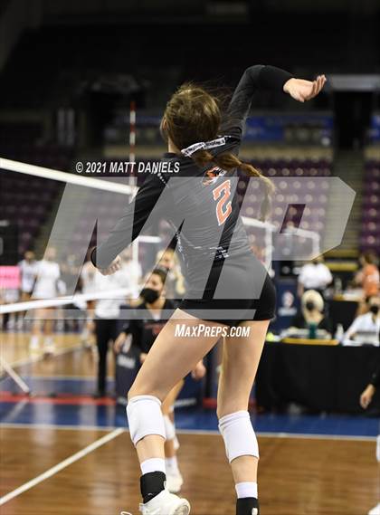 Thumbnail 2 in Montezuma-Cortez vs. Sterling (CHSAA 3A Semifinal) photogallery.