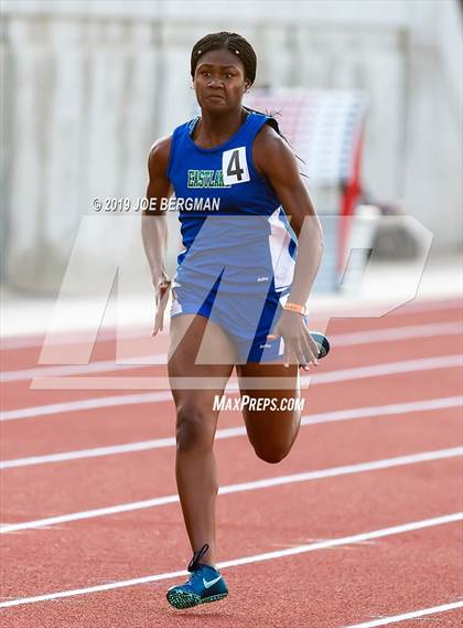Thumbnail 1 in CIF State Track and Field Championships (Girls Running Events - Day 1) photogallery.