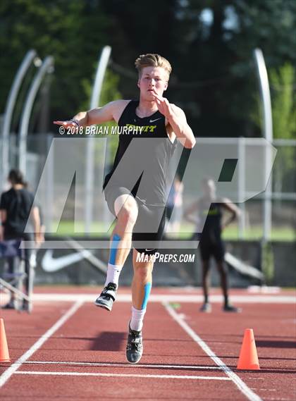 Thumbnail 2 in Beaverton @ Jesuit photogallery.