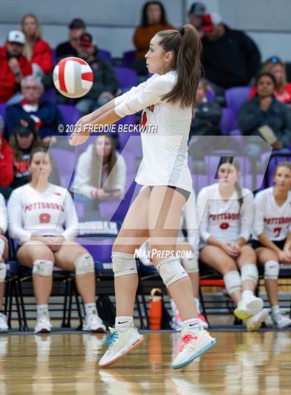 Thumbnail 3 in Chisum vs. Pottsboro (UIL 3A Volleyball Bi-District) photogallery.
