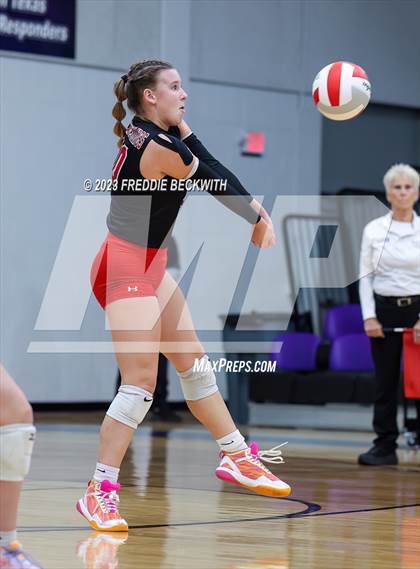 Thumbnail 1 in Chisum vs. Pottsboro (UIL 3A Volleyball Bi-District) photogallery.