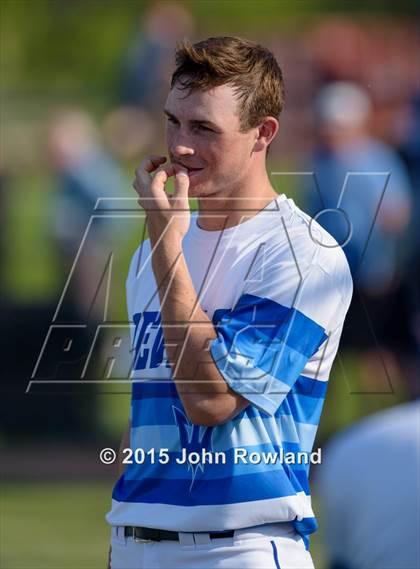 Thumbnail 1 in Gurnee Warren v. Fremd (IHSA 4A Regional Semifinal) photogallery.