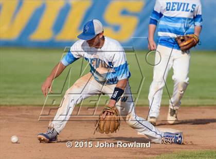Thumbnail 3 in Gurnee Warren v. Fremd (IHSA 4A Regional Semifinal) photogallery.