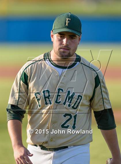 Thumbnail 1 in Gurnee Warren v. Fremd (IHSA 4A Regional Semifinal) photogallery.