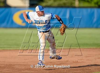 Thumbnail 1 in Gurnee Warren v. Fremd (IHSA 4A Regional Semifinal) photogallery.