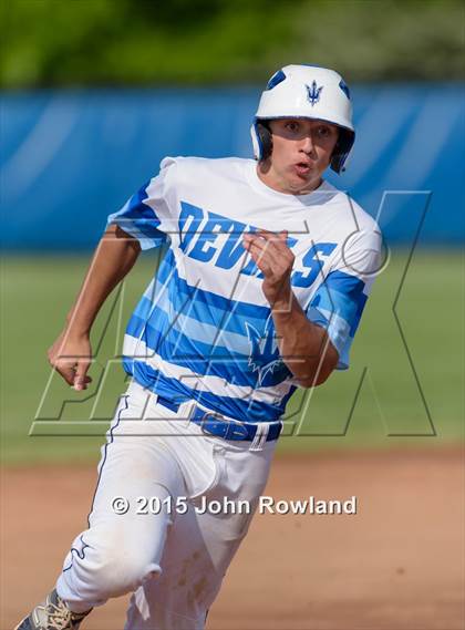Thumbnail 2 in Gurnee Warren v. Fremd (IHSA 4A Regional Semifinal) photogallery.