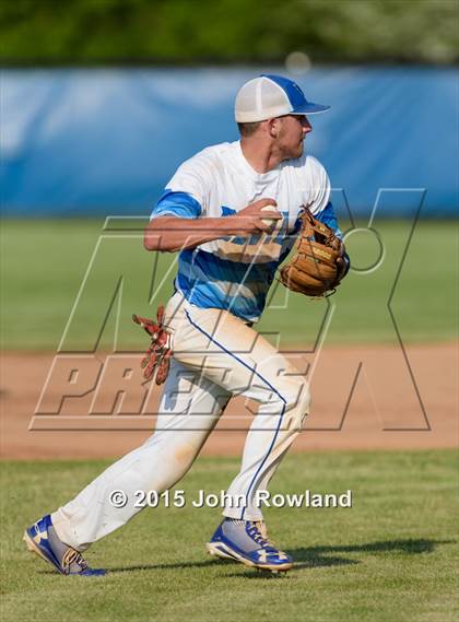 Thumbnail 2 in Gurnee Warren v. Fremd (IHSA 4A Regional Semifinal) photogallery.