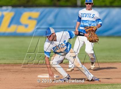 Thumbnail 2 in Gurnee Warren v. Fremd (IHSA 4A Regional Semifinal) photogallery.