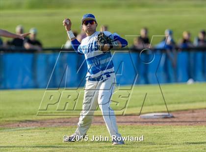Thumbnail 2 in Gurnee Warren v. Fremd (IHSA 4A Regional Semifinal) photogallery.