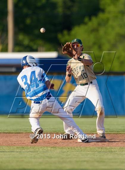 Thumbnail 1 in Gurnee Warren v. Fremd (IHSA 4A Regional Semifinal) photogallery.