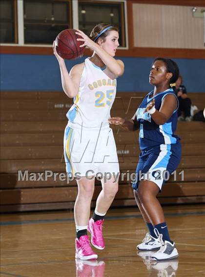 Thumbnail 1 in Oakmont @ Center (Foundation Game) photogallery.