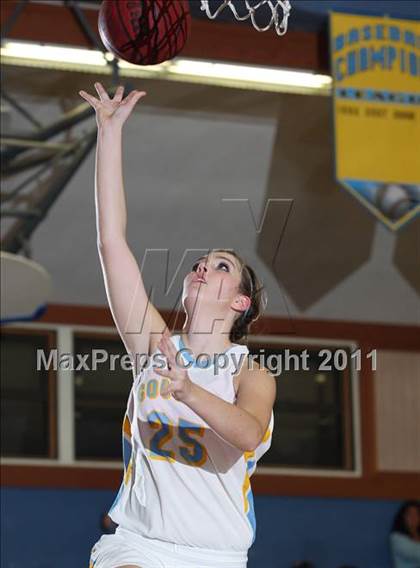Thumbnail 1 in Oakmont @ Center (Foundation Game) photogallery.