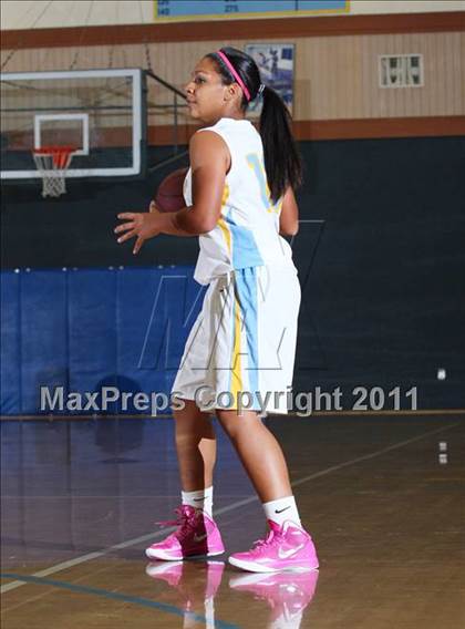 Thumbnail 1 in Oakmont @ Center (Foundation Game) photogallery.