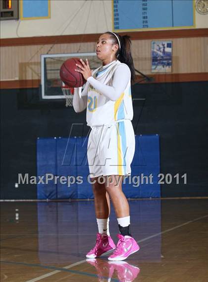 Thumbnail 3 in Oakmont @ Center (Foundation Game) photogallery.