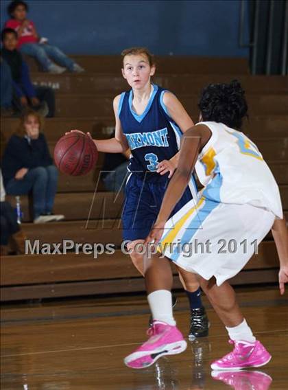 Thumbnail 2 in Oakmont @ Center (Foundation Game) photogallery.