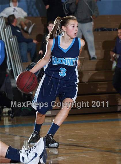 Thumbnail 1 in Oakmont @ Center (Foundation Game) photogallery.
