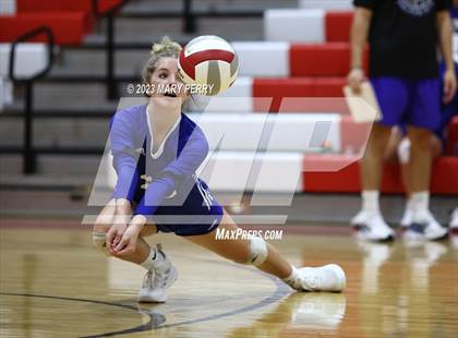 Thumbnail 1 in Ellwood City @ Neshannock photogallery.