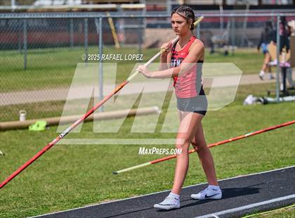 Thumbnail 1 in Spartan Relays (Pole Vault) photogallery.