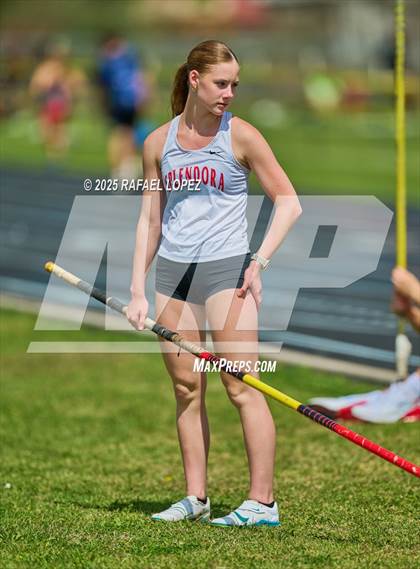 Thumbnail 2 in Spartan Relays (Pole Vault) photogallery.