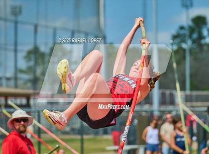 Thumbnail 2 in Spartan Relays (Pole Vault) photogallery.