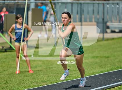 Thumbnail 3 in Spartan Relays (Pole Vault) photogallery.