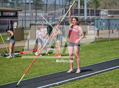 Thumbnail 2 in Spartan Relays (Pole Vault) photogallery.