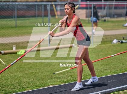 Thumbnail 3 in Spartan Relays (Pole Vault) photogallery.