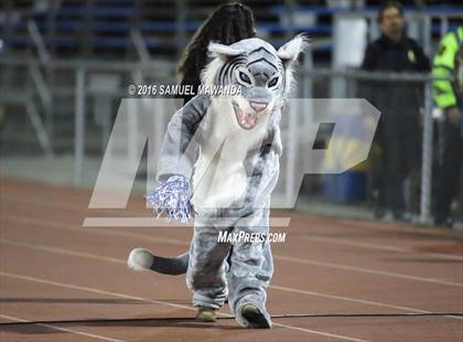 Thumbnail 3 in Milken vs Bellarmine-Jefferson  photogallery.