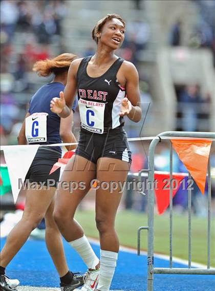 Thumbnail 1 in Penn Relays (4x100 Final) photogallery.