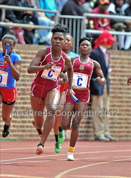 Thumbnail 1 in Penn Relays (4x100 Final) photogallery.
