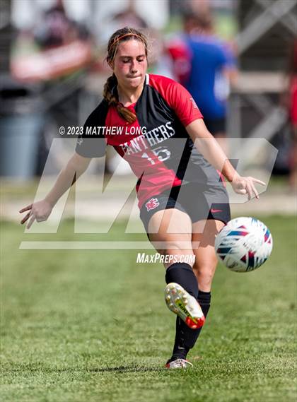 Thumbnail 2 in Lawrenceburg vs North Central photogallery.