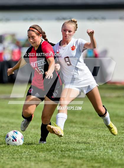 Thumbnail 3 in Lawrenceburg vs North Central photogallery.