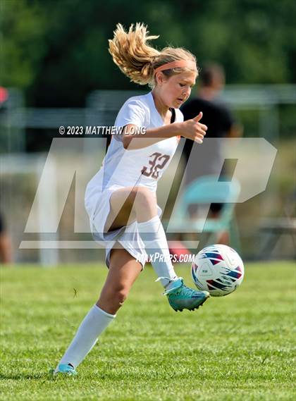 Thumbnail 1 in Lawrenceburg vs North Central photogallery.