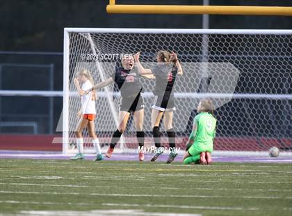 Thumbnail 2 in Marietta vs. Fairfield Union (OHSAA D3 District Semifinal) photogallery.