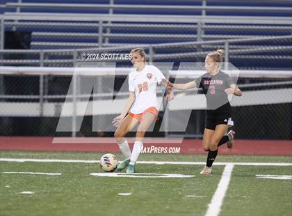 Thumbnail 2 in Marietta vs. Fairfield Union (OHSAA D3 District Semifinal) photogallery.