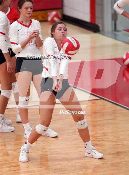 Thumbnail 1 in Ponder @ Pottsboro photogallery.