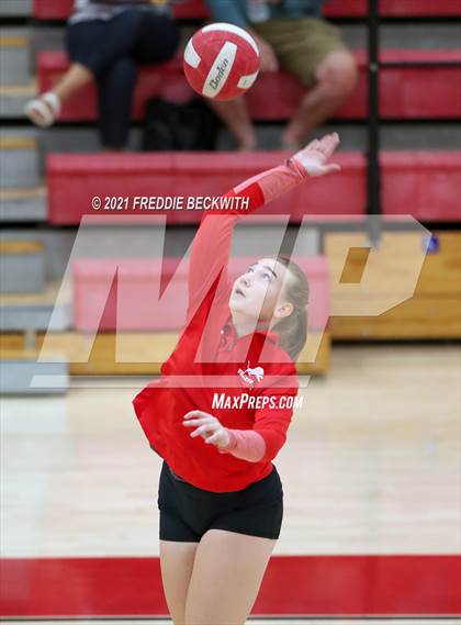 Thumbnail 3 in Ponder @ Pottsboro photogallery.