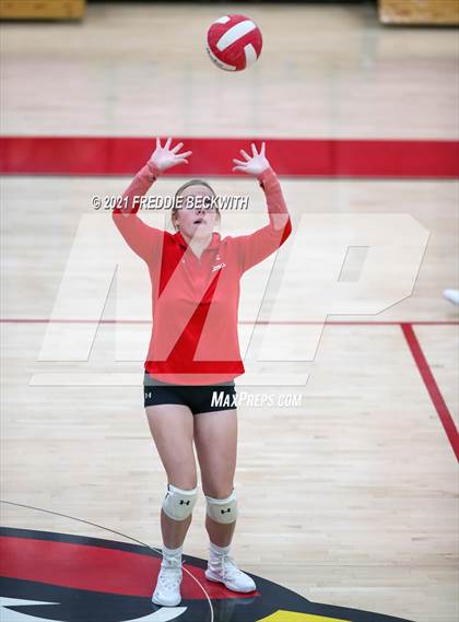 Thumbnail 3 in Ponder @ Pottsboro photogallery.