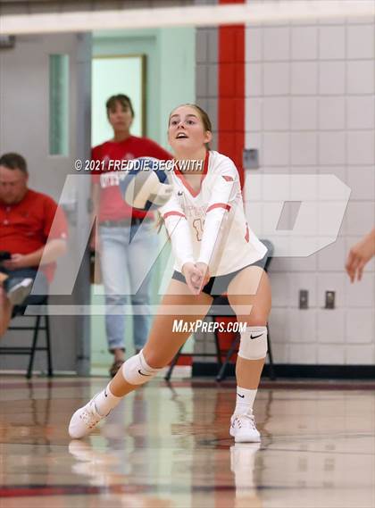 Thumbnail 1 in Ponder @ Pottsboro photogallery.