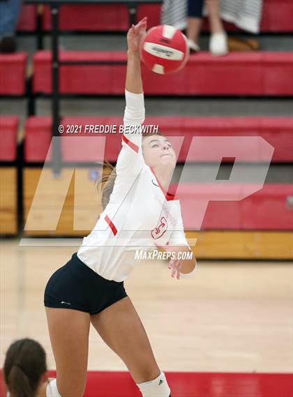 Thumbnail 3 in Ponder @ Pottsboro photogallery.