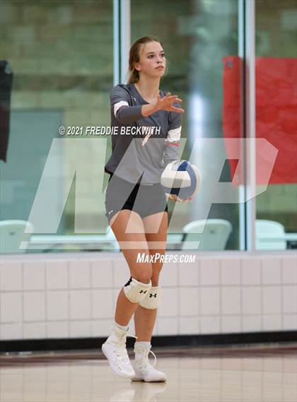 Thumbnail 1 in Ponder @ Pottsboro photogallery.