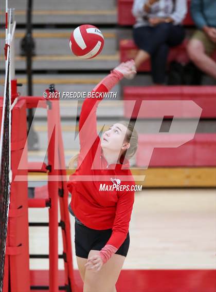 Thumbnail 3 in Ponder @ Pottsboro photogallery.