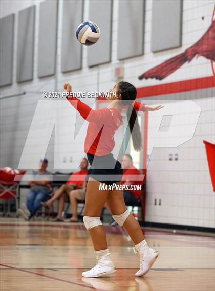 Thumbnail 1 in Ponder @ Pottsboro photogallery.