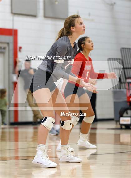 Thumbnail 1 in Ponder @ Pottsboro photogallery.