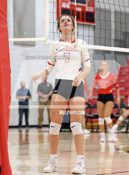 Thumbnail 2 in Ponder @ Pottsboro photogallery.