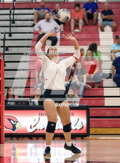 Thumbnail 1 in Ponder @ Pottsboro photogallery.