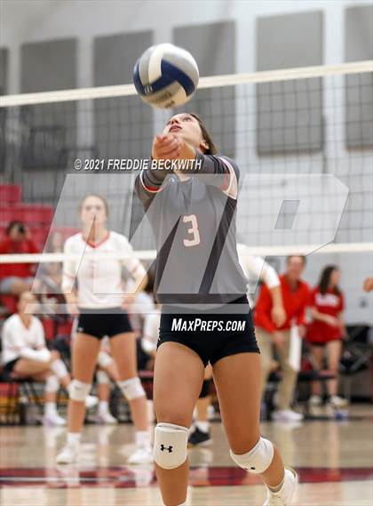 Thumbnail 2 in Ponder @ Pottsboro photogallery.